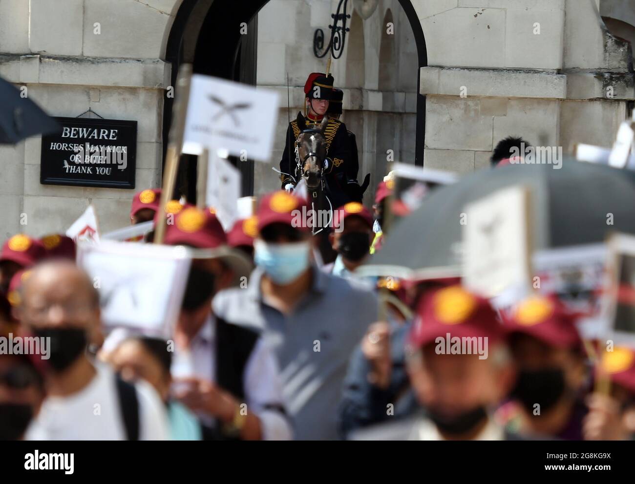 London, England, Großbritannien. Juli 2021. Gurkha-Veteranen behaupteten, dass die britische Regierung ihren echten Forderungen nach Parität in der Rente und anderen Vergünstigungen und facilitiesÂ mit ihren britischen Amtskollegen nicht nachgekommen sei, und veranstalteten eine Demonstration im Zentrum von London. (Bild: © Tayfun Salci/ZUMA Press Wire) Stockfoto