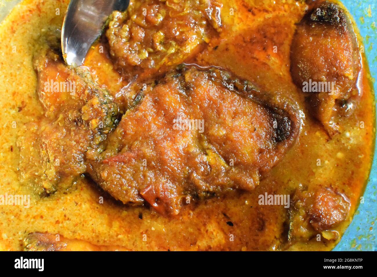 Rohu-Fisch (labeo rohita) kalia - ein würziges, köstliches Gericht aus indischen Bengali. Es ist weit verbreitet in südostasiatischen Ländern einschließlich Stockfoto