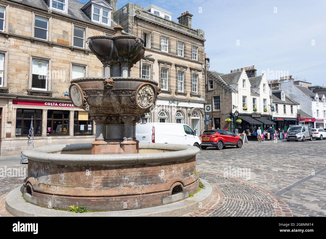 Whyte-Melville Fountain, Market Street, St Andrews, Fife, Schottland, Vereinigtes Königreich Stockfoto