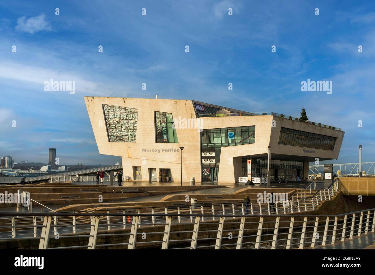 Mersey Ferry Terminal Incorperating the Beatles Story Exhibition Liverpool and Fab 4 Cafe Stockfoto