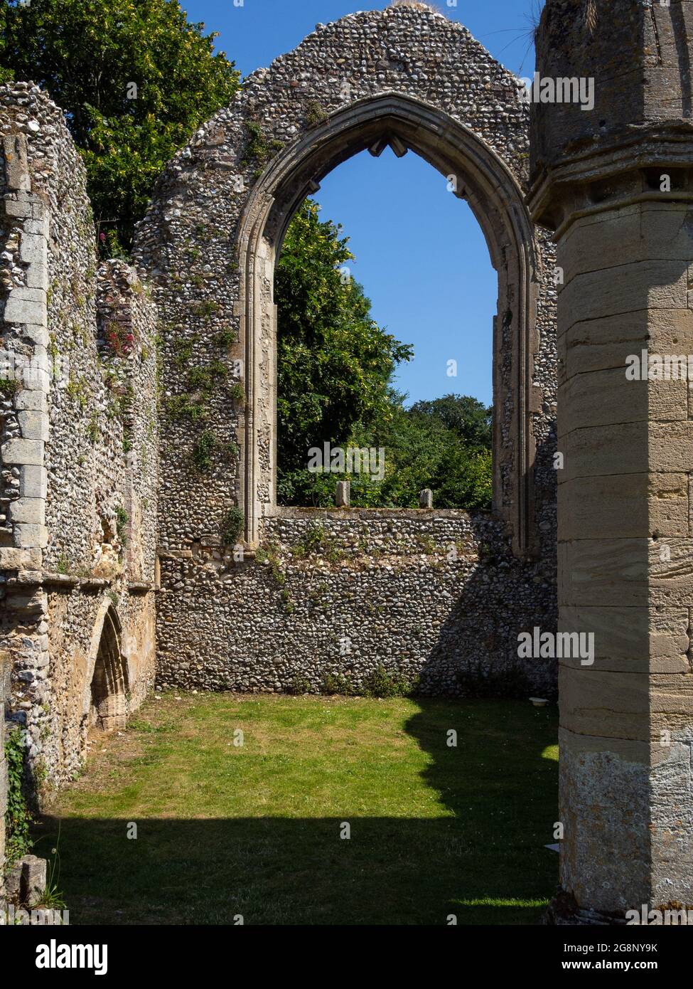 Creake Abbey, die Ruinen einer Augustiner-Abtei aus dem Jahr 1206, North Creake, Norfolk, Großbritannien Stockfoto