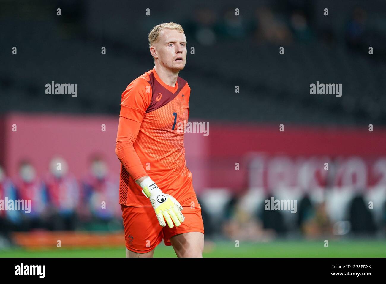 Sapporo, Japan. Juli 2021. Torwart Thomas Glover (1 Australien) in Aktion (Nahkampfspieler) während des Olympischen Fußballturniers Tokio 2020 zwischen Argentinien und Australien im Sapporo Dome in Sapporo, Japan. Kredit: SPP Sport Pressefoto. /Alamy Live News Stockfoto