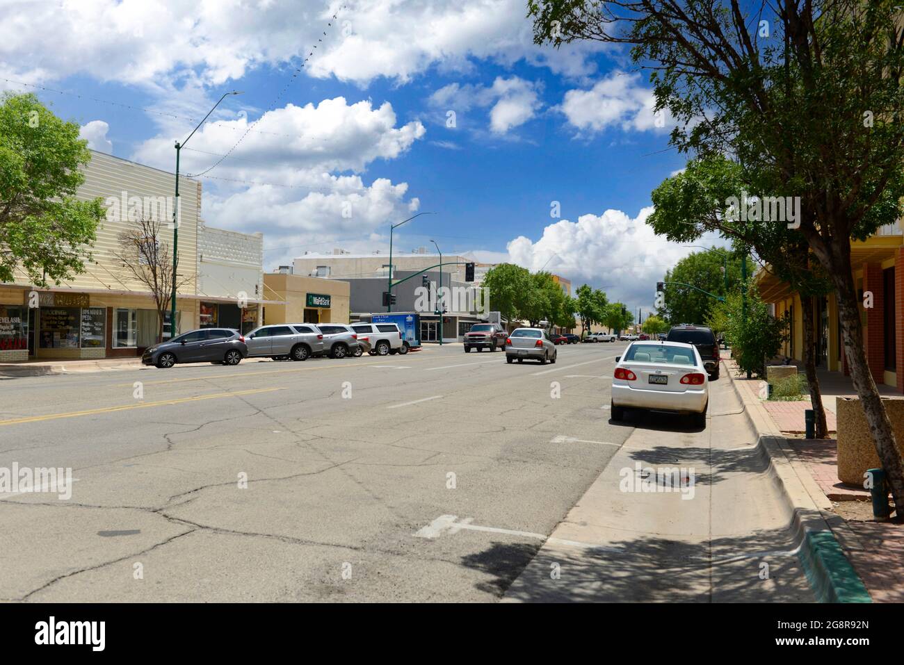 Einst eine geschäftige Stadt, heute eine Geisterstadt, Main Street, Douglas AZ Stockfoto