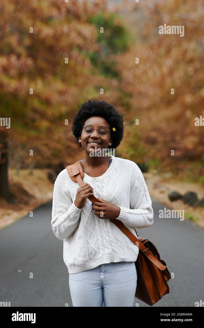 Ich liebe die frische Luft und die warmen Farben des Herbstes Stockfoto