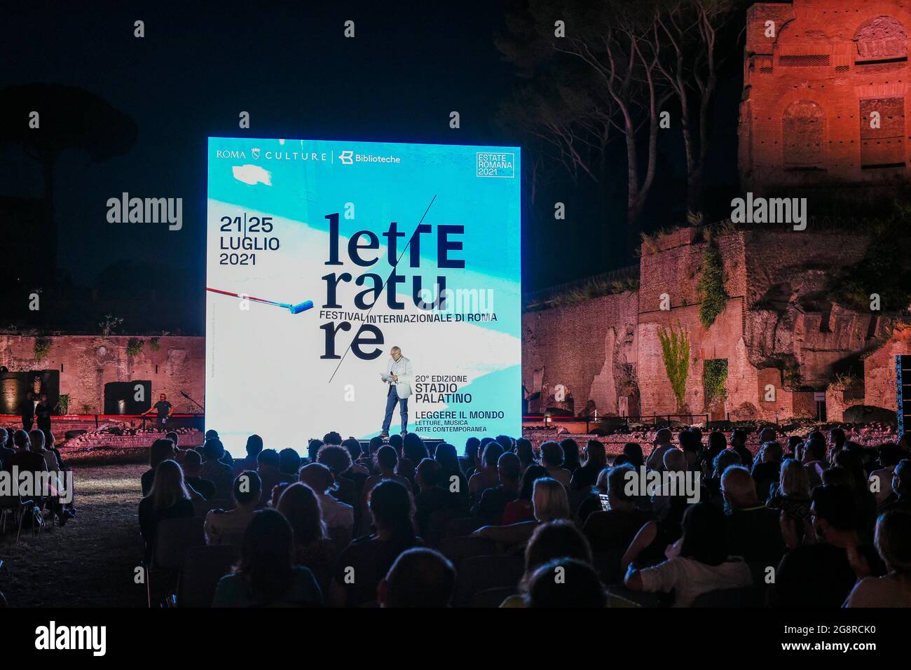 Italien, Rom, 21. Juli 2021. Das Festival delle Letterature 2021, das im alten Palatin-Stadion im forum romanum stattfindet. Foto © Fabio Mazzarella/Sintesi/Alamy Live News Stockfoto