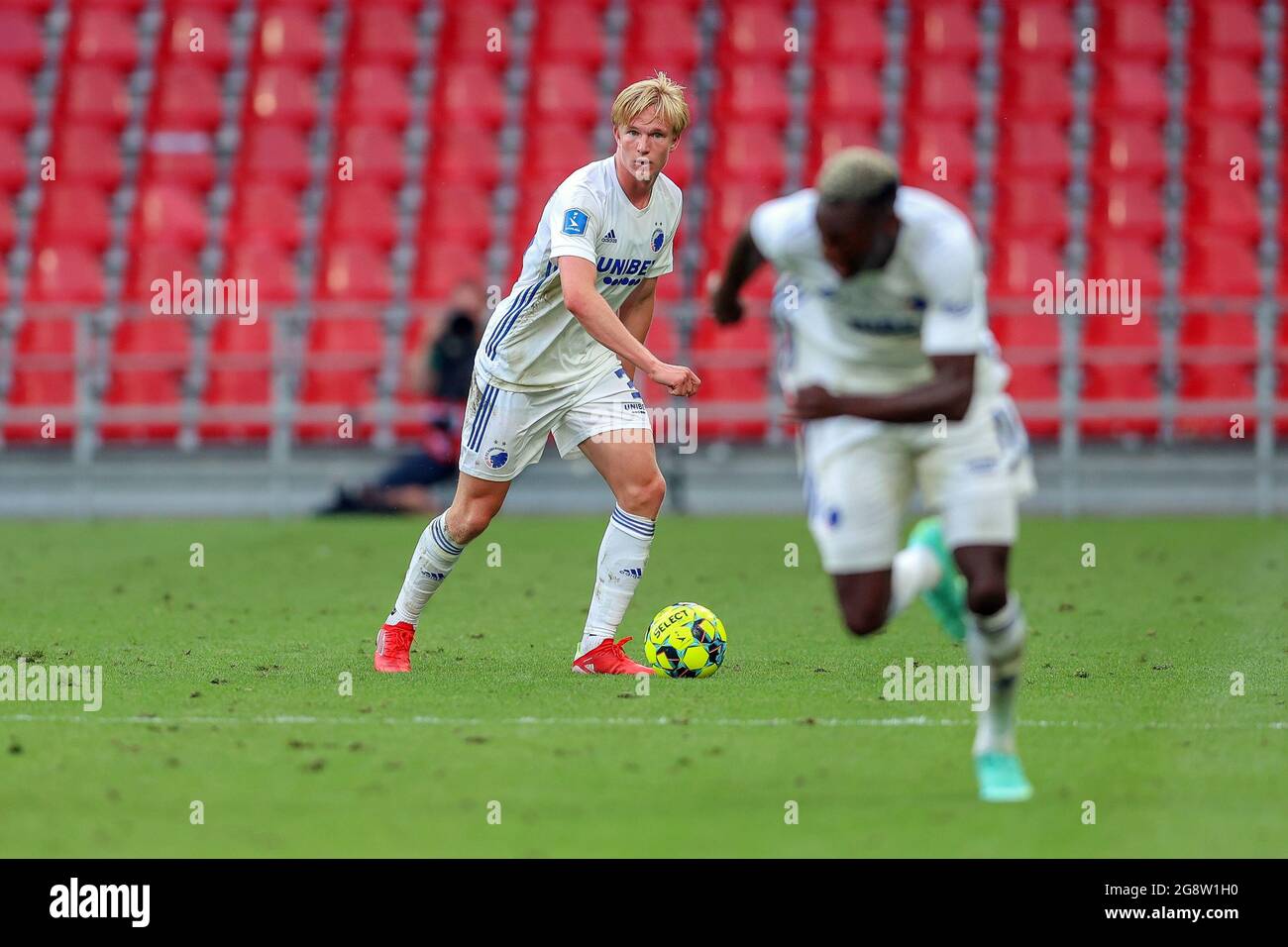 Kopenhagen, Dänemark. Juli 2021. Victor Kristiansen (34) vom FC Kopenhagen beim Qualifikationsspiel der UEFA Europa Conference League zwischen dem FC Kopenhagen und Torpedo Zhodino im Kopenhagener Park. (Foto: Gonzales Photo/Alamy Live News Stockfoto