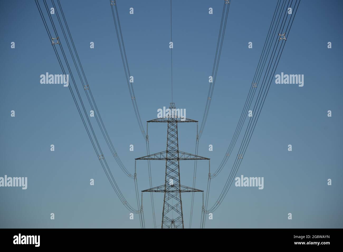 Elektrische Hochleistungskabel Stockfoto