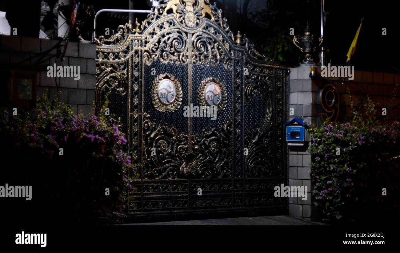 Dekorative Kunst Front Gate Bangkok Thailand Nacht Stockfoto