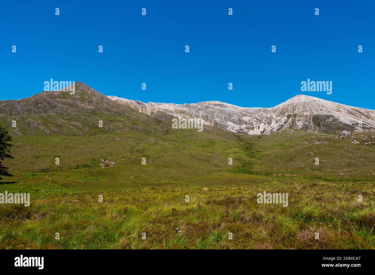 Die Beinn Eighe Ridge Mountains in Torridon, im schottischen Hochland Stockfoto