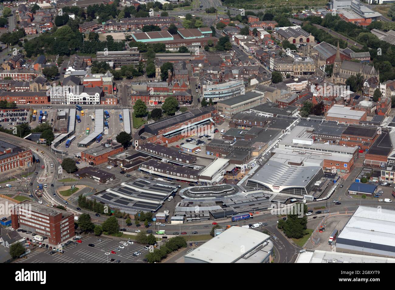 Luftaufnahme des Mill Gate Shopping Centers im Stadtzentrum von Bury, Greater Manchester Stockfoto