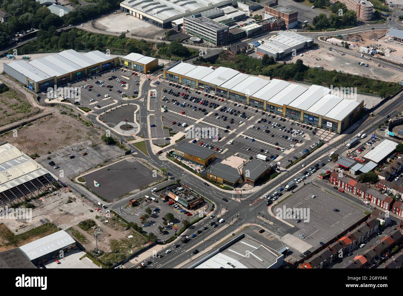 Luftaufnahme des Liverpool Shopping Park, Stanley, Liverpool Stockfoto