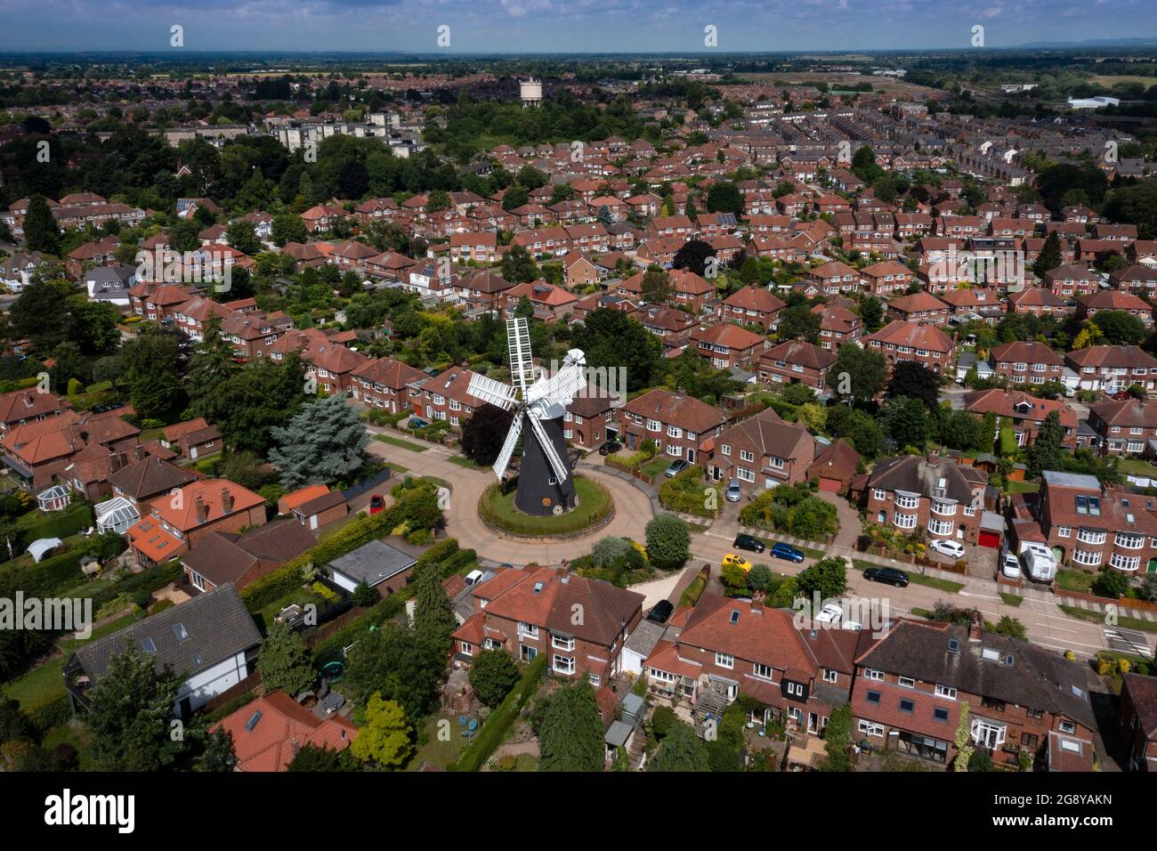 Luftaufnahme von Holgate Five segelte Windmühle, York, North Yorkshire Stockfoto