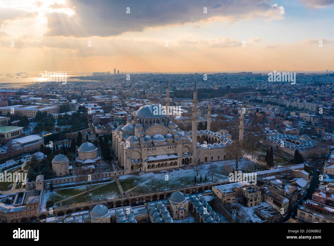 Türkei, Istanbul, Luftansicht der Suleymaniye Moschee bei Sonnenuntergang Stockfoto