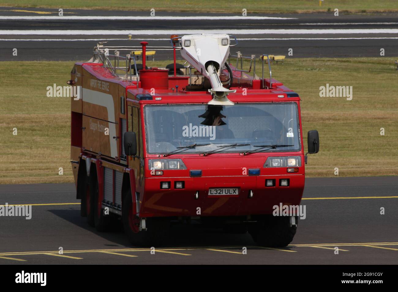 L 321 ULX, Carmichael Cobra von der Glasgow Prestwick Airport Fire & Rescue Service betrieben. Stockfoto