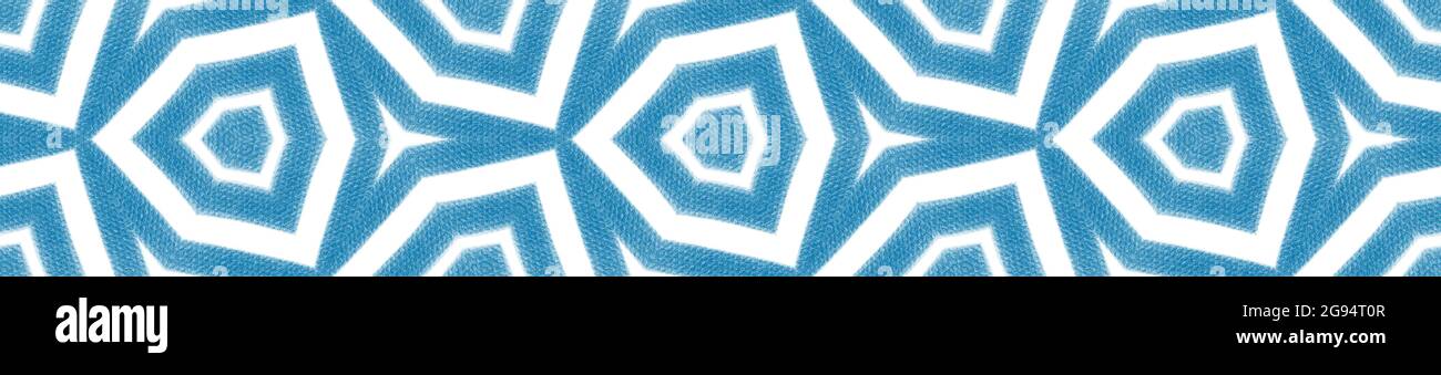 Handgezeichnetes Nahtloses Streifenmuster. Blauer symmetrischer Kaleidoskop-Hintergrund. Dezentes dekoratives Design-Element für Hintergrund. Wiederholende gestreifte Hand Stockfoto