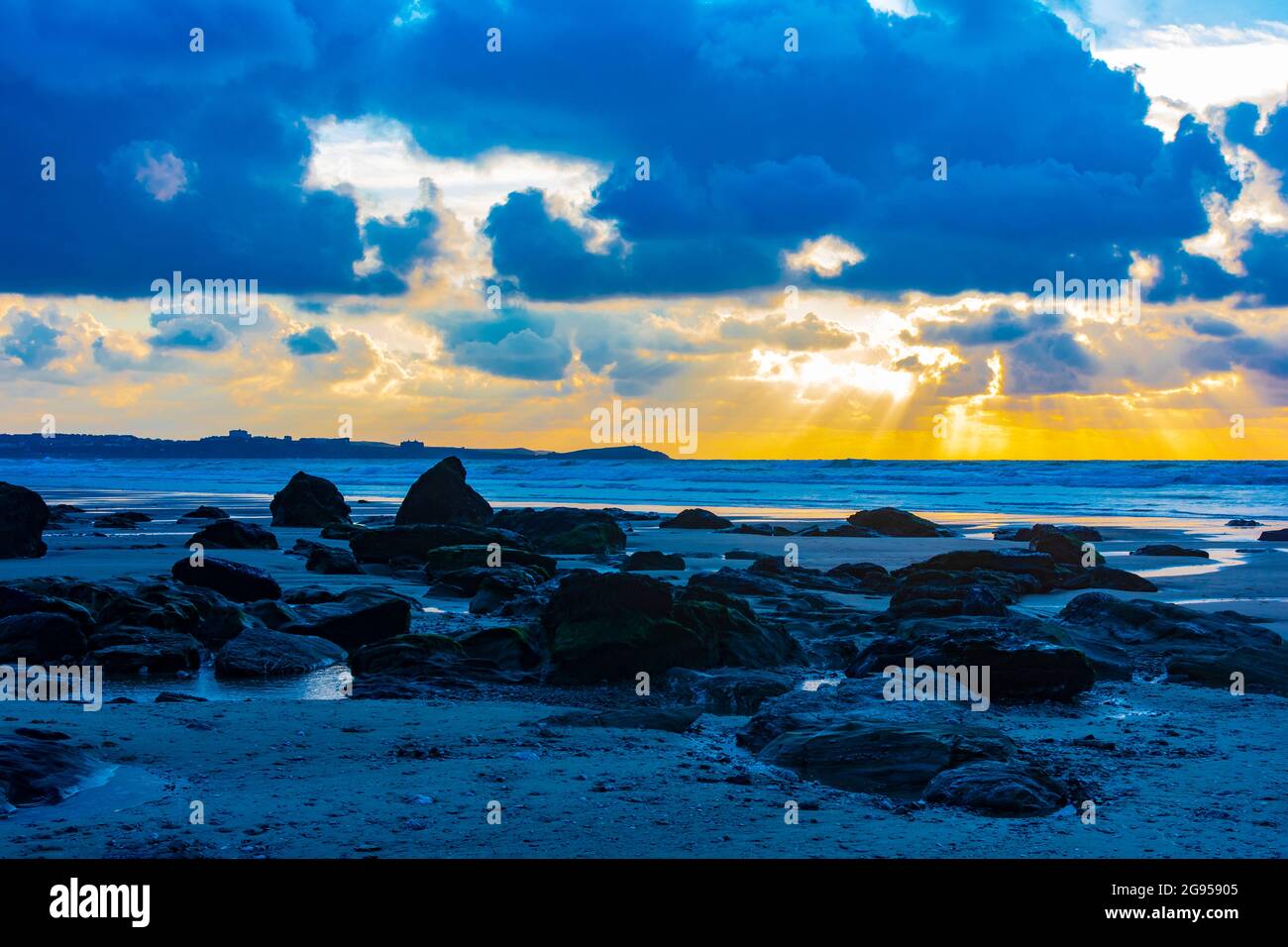 Blue Hour in Cornwall, Großbritannien Stockfoto
