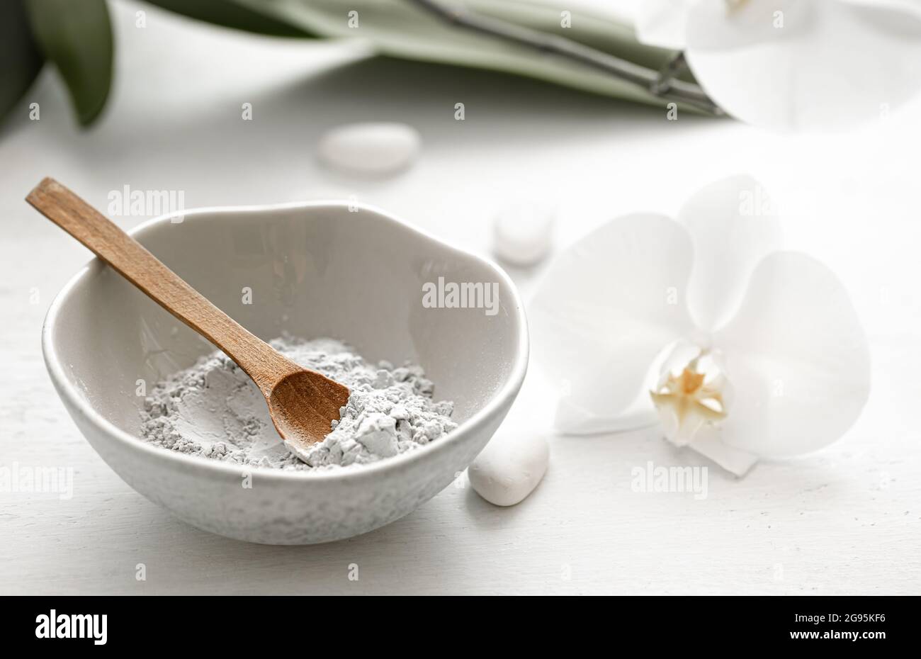 Naturkosmetik für zu Hause oder Salon Spa-Behandlungen, Gesichtsmaske zu Hause. Stockfoto