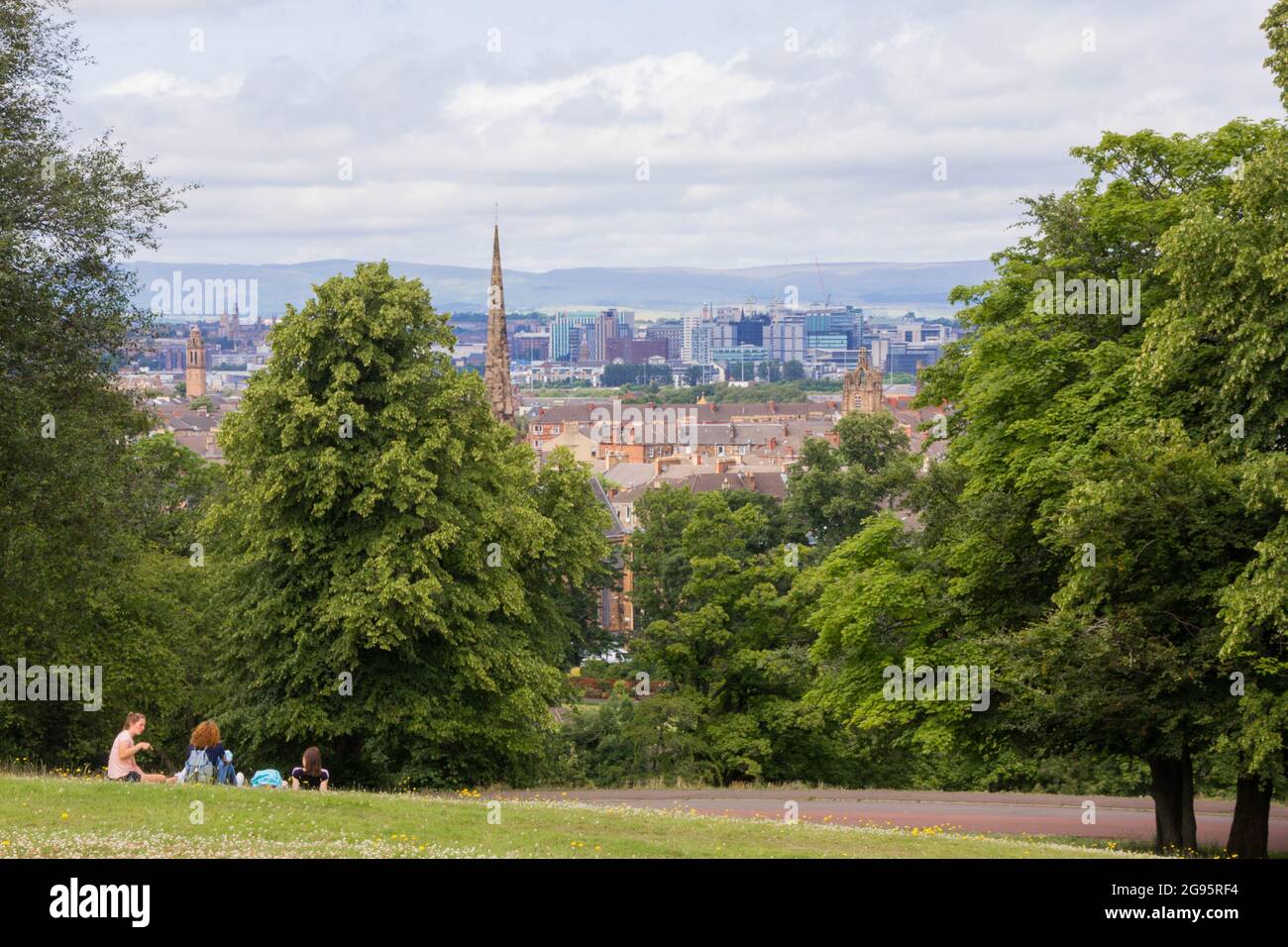 Vom Fahnenmast der Queen aus blicken Sie über die Stadt Glasgow Stockfoto