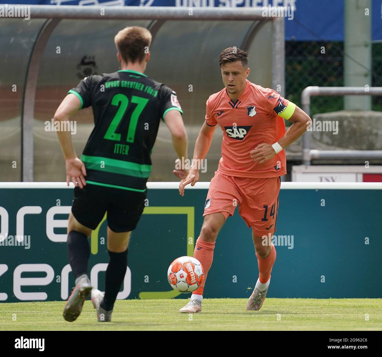 24.07.2021, Rottach-Egern, TSG Hoffenheim Trainingslager in Rottach-Egern, im Bild Luca Itter (Furth), Christoph Baumgartner (Hoffenheim) Stockfoto