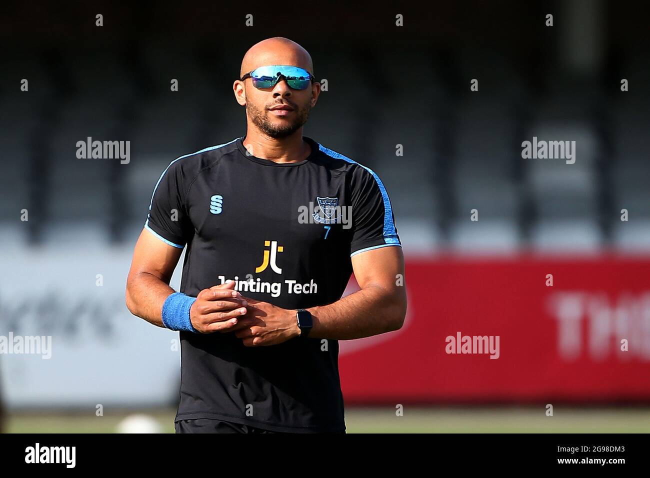 Tymal Mills of Sussex vor Essex Eagles gegen Sussex Sharks, Vitality Blast T20 Cricket auf dem Cloudfm County Ground am 15. Juni 2021 Stockfoto