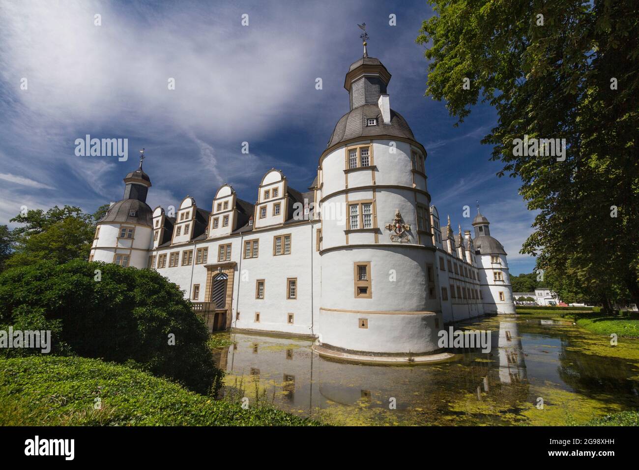 Schloss Neuhaus (Schloß Neuhaus), Paderborn, Deutschland Stockfotografie -  Alamy