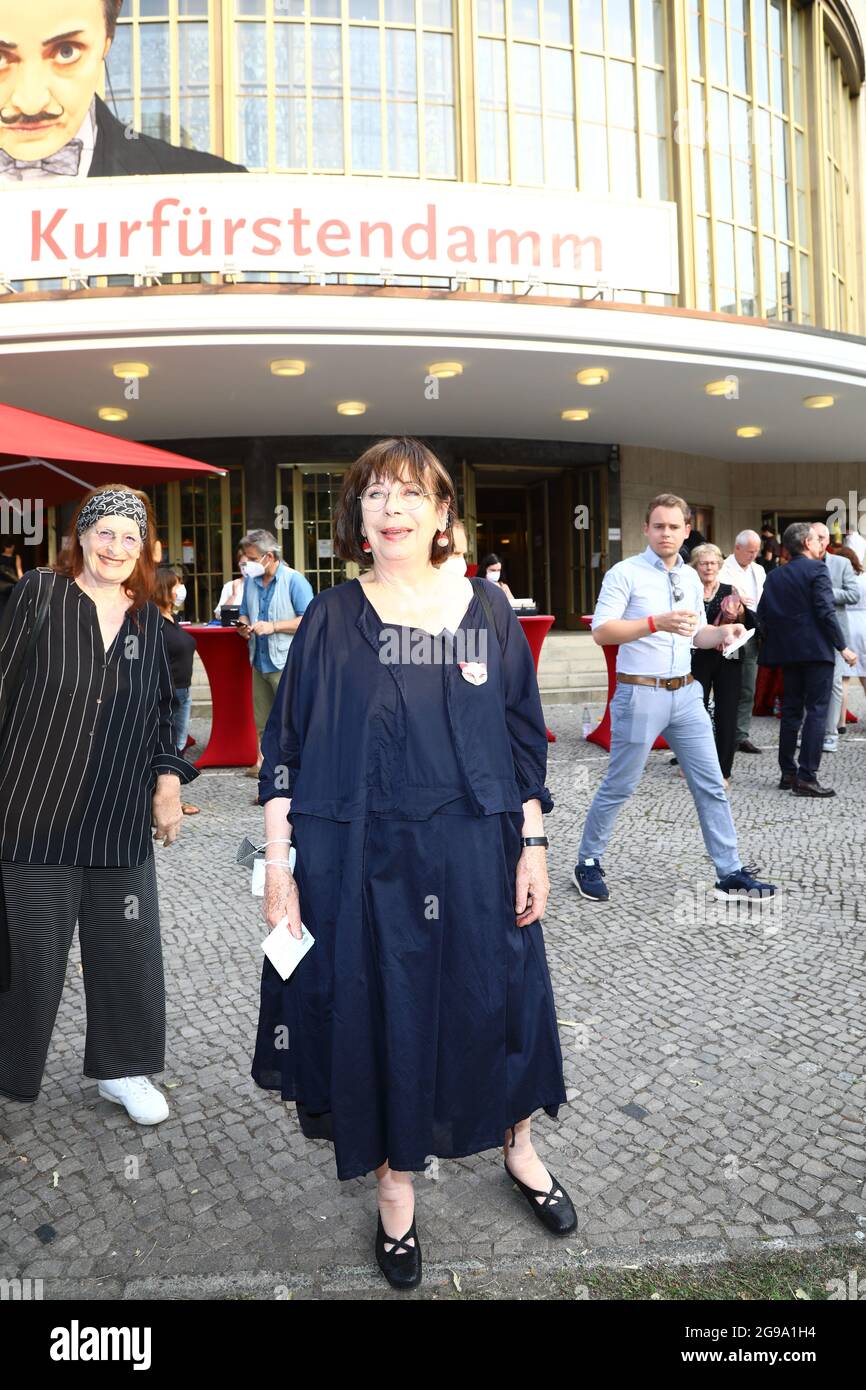 Komodie Am Kurfurstendamm Im Schiller Theater