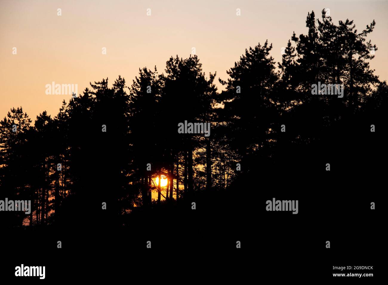 Sonnenuntergang in Port Talbot, South Wales am 20. Juli 2021. Kredit: Lewis Mitchell Stockfoto