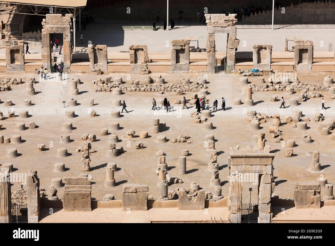 Persepolis, Palast von 100 Säulen, alte zeremonielle Hauptstadt des Achaemeniden Reiches, Vorort von Shiraz, Fars Provinz, Iran, Persien, Westasien, Asien Stockfoto