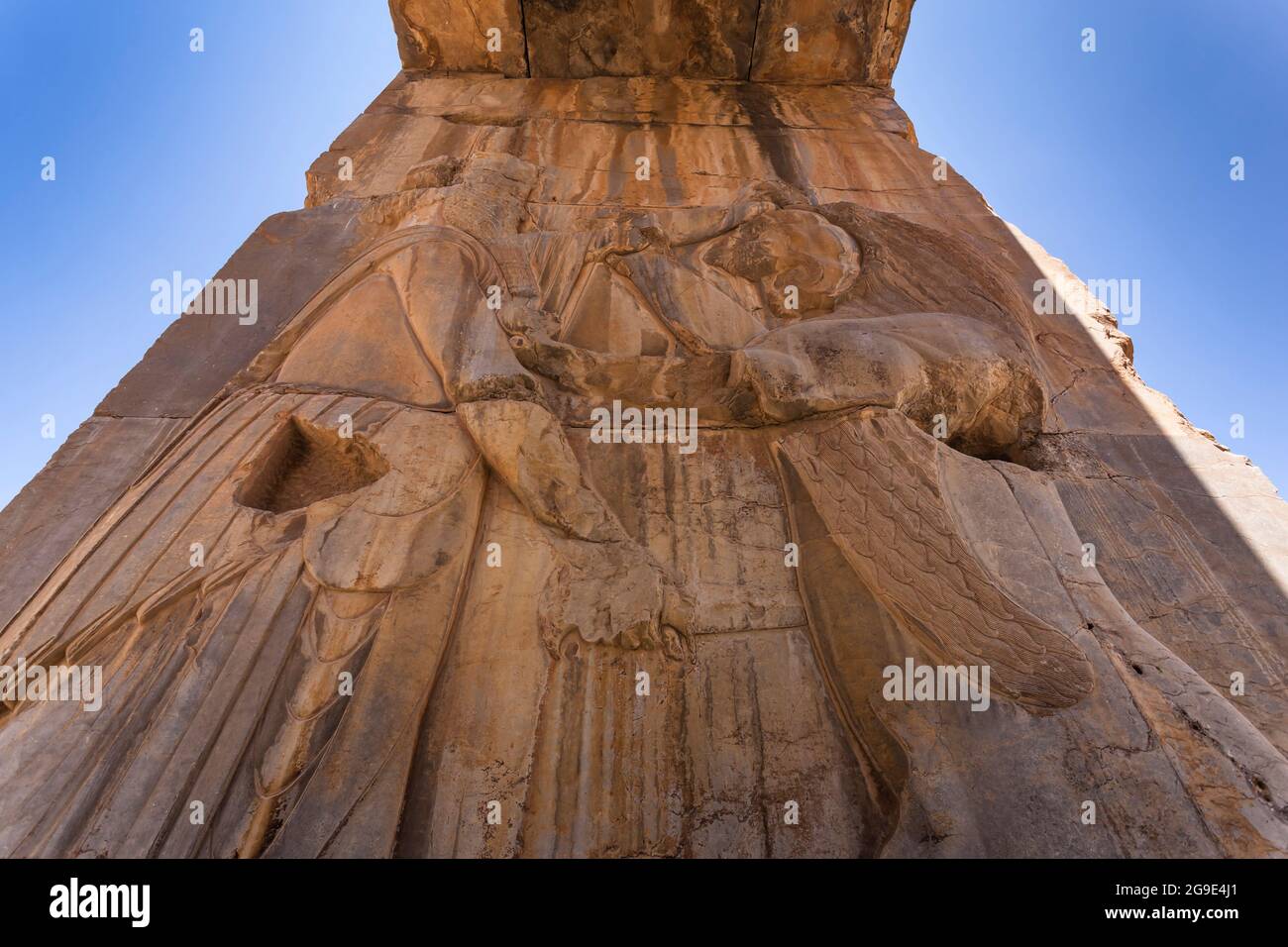 Persepolis, Halle von hundert Säulen, Relief von Krieger und Löwe, Hauptstadt des Achaemenidenreiches, Fars Province, Iran, Persien, Westasien, Asien Stockfoto