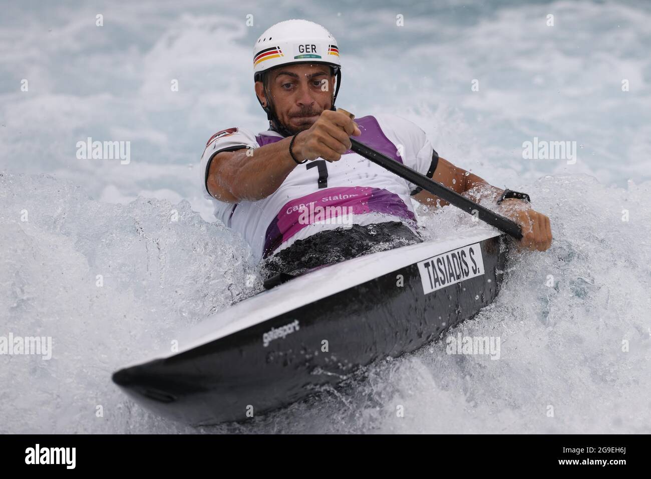 Tokio, Japan. Juli 2021. Sideris Tasiadis aus Deutschland tritt beim Männer-Kanu-Halbfinale bei den Olympischen Spielen 2020 in Tokio, Japan, am 26. Juli 2021 an. Quelle: Fei Maohua/Xinhua/Alamy Live News Stockfoto