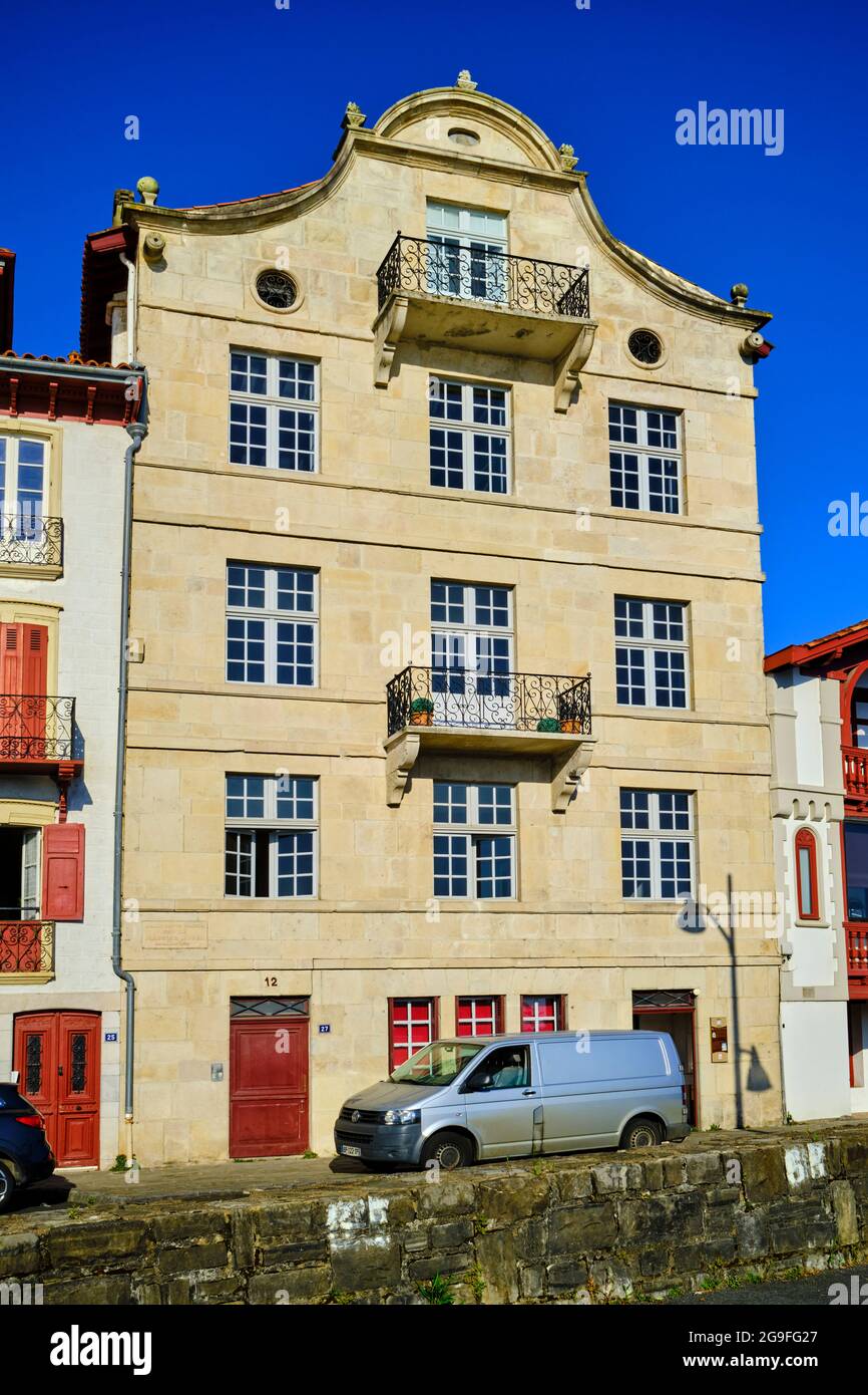 Frankreich, Pyrénées-Atlantiques (64), Baskenland, Ciboure, Maurice Ravel House Stockfoto