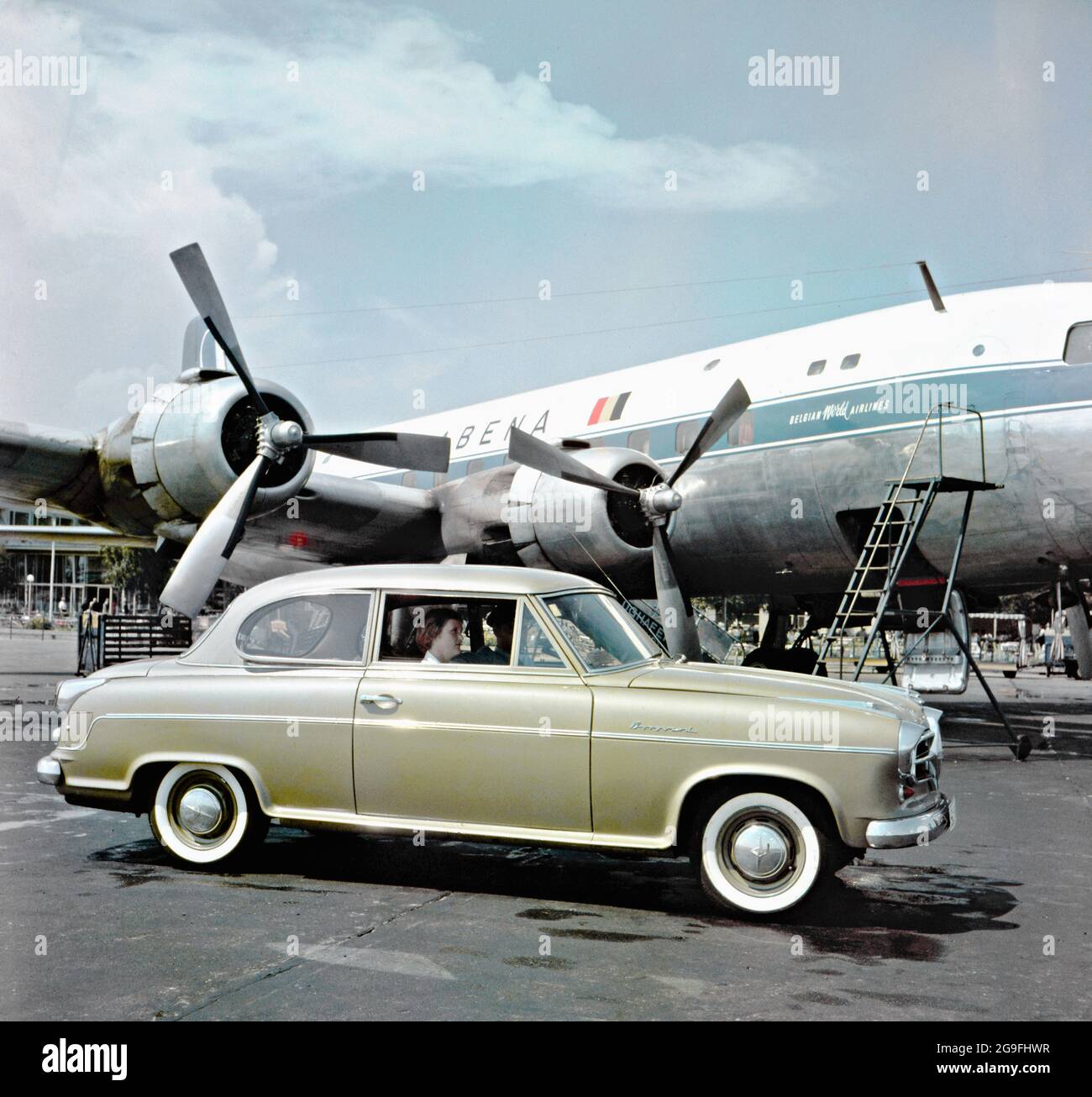 Verkehr, Auto, Borgward Isabella TS, Bremen, Deutschland, 1959, ADDITIONAL-RIGHTS-CLEARANCE-INFO-NOT-AVAILABLE Stockfoto