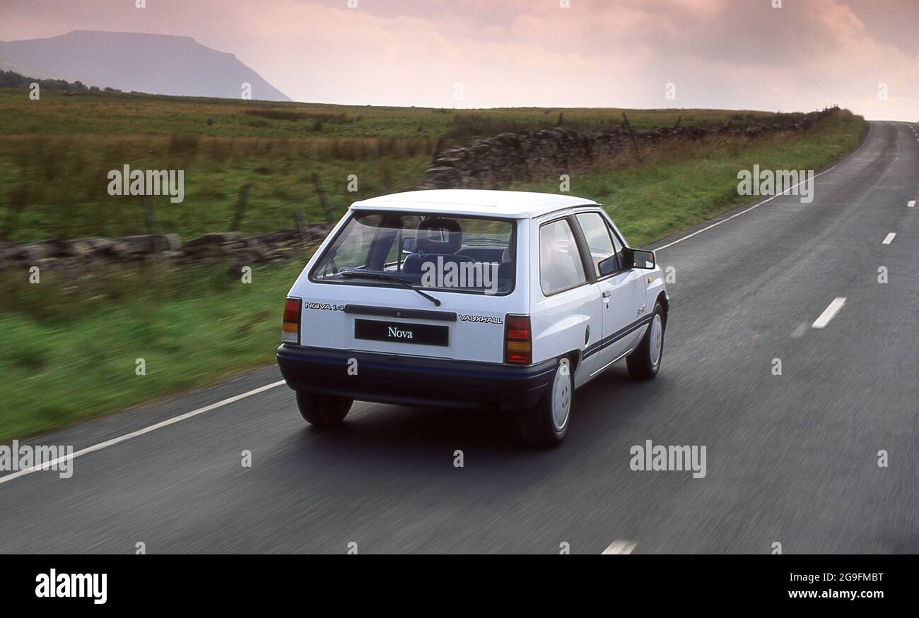 1988 Vauxhall Nova Flair 1.4 Fahren in Yorkshire UK Stockfoto