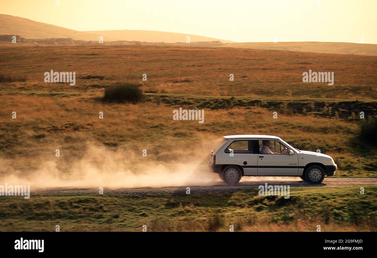 1988 Vauxhall Nova Flair 1.4 Fahren in Yorkshire UK Stockfoto
