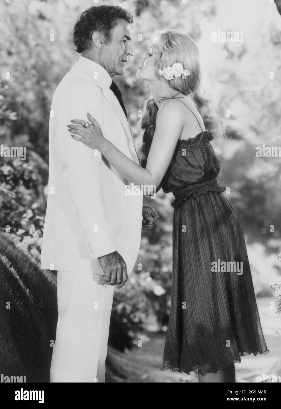 Ricardo Montalban, Michelle Phillips, am Set der TV-Serie, 'Fantasy Island', Folge: 'Die Meerjungfrau kehrt zurück', ABC-TV, 1980 Stockfoto