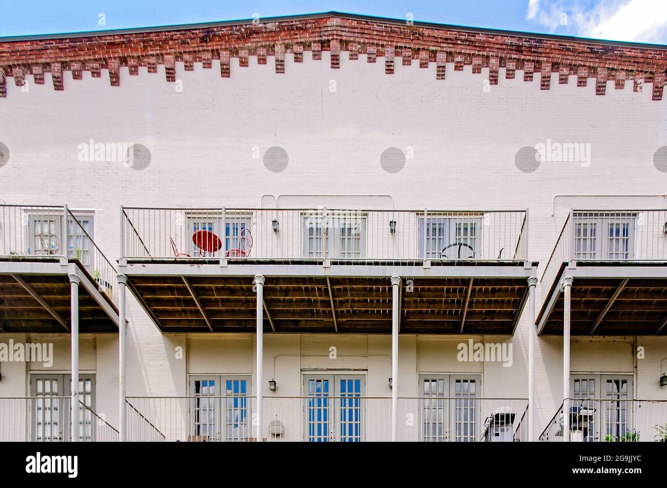 Mattress Factory Lofts ist abgebildet, 23. Juli 2021, in Mobile, Alabama. Die Apartments im Loft-Stil befinden sich in einer ehemaligen Matratzenfabrik. Stockfoto