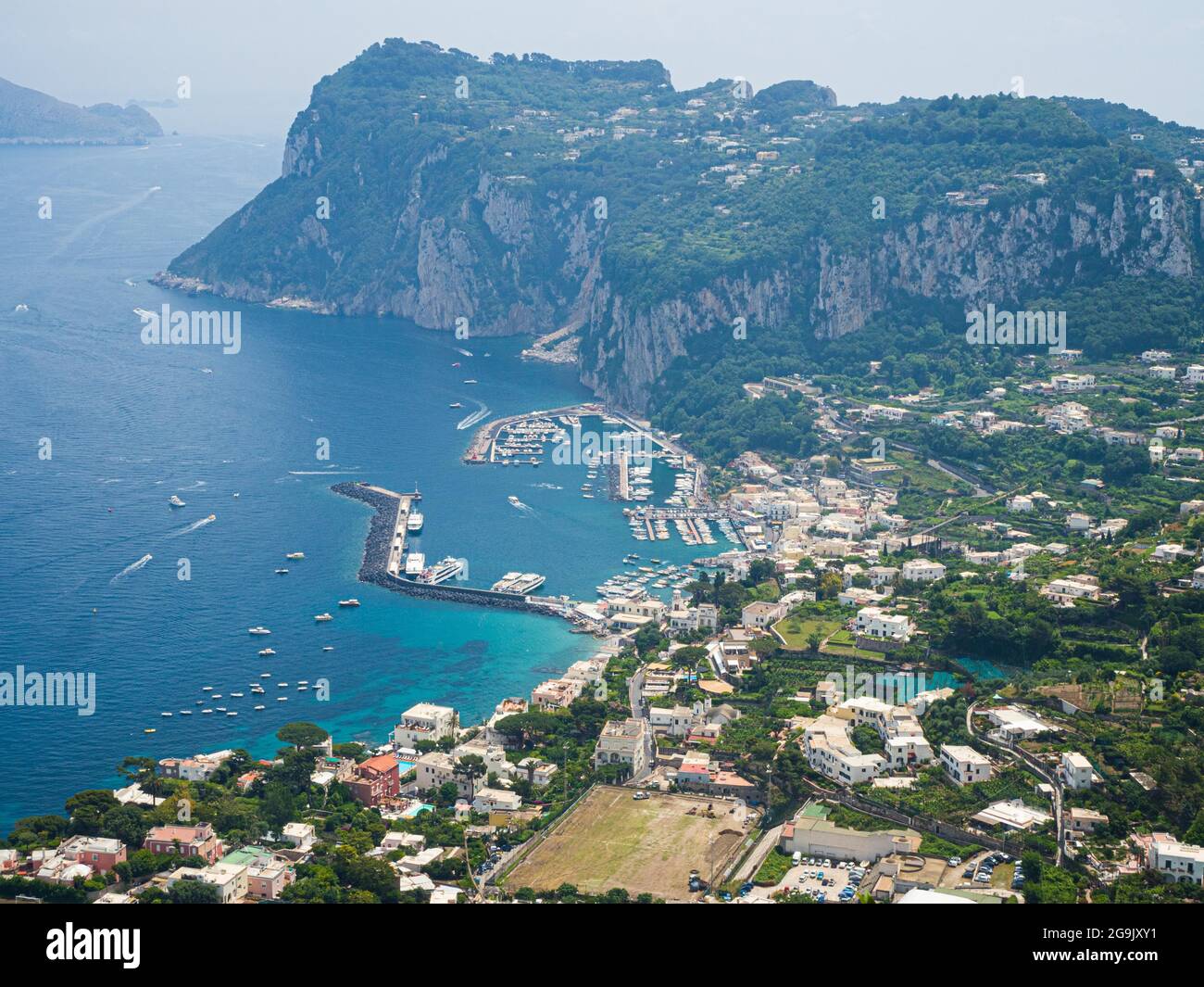 Blick auf Marina Grande, Capri, Golf von Neapel, Kampanien, Italien Stockfoto