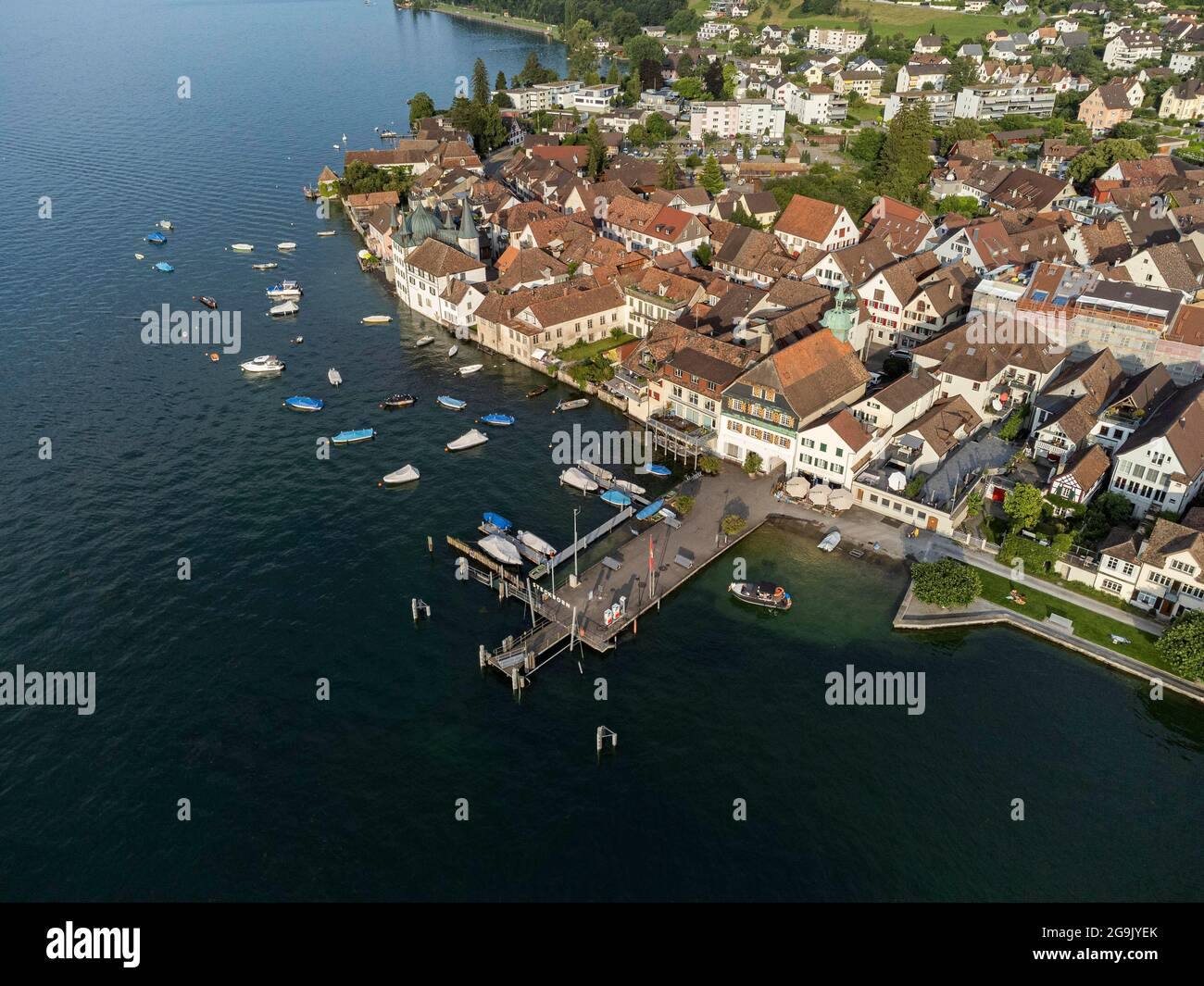 Die Altstadt von Steckborn mit Bootshafen und Steg, Kanton Thurgau, Schweiz Stockfoto