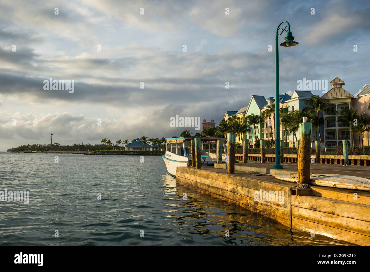 Pier auf Paradise Island, Nassau, New Providence, Bahamas, Karibik Stockfoto