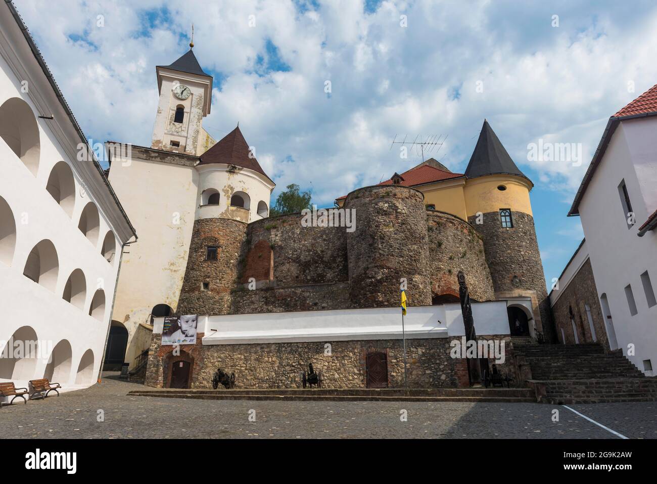 Innenhof Palanok Castle, Mukachevo, Transkarpatien, Ukraine Stockfoto
