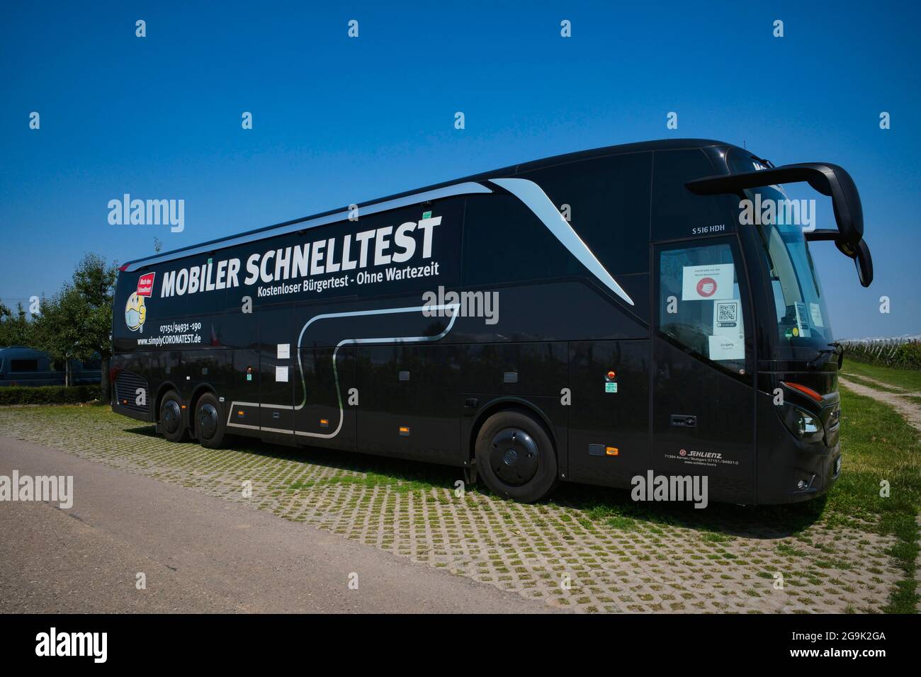 Mobiles Schnelltestzentrum im Reisebus, Corona-Krise, Stuttgart, Baden-Württemberg, Deutschland Stockfoto