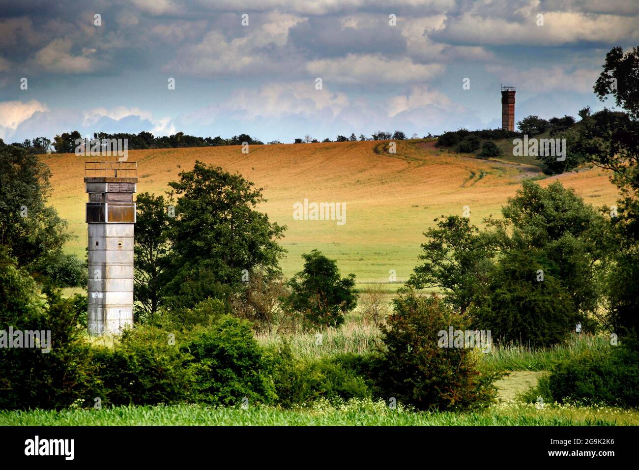 Beobachtungstürme der DDR-Grenztruppen, Grenzwachtürme bei Irmelshausen, Grüner Gürtel, Grenzweg, ehemalige deutsch-deutsche Grenze Stockfoto