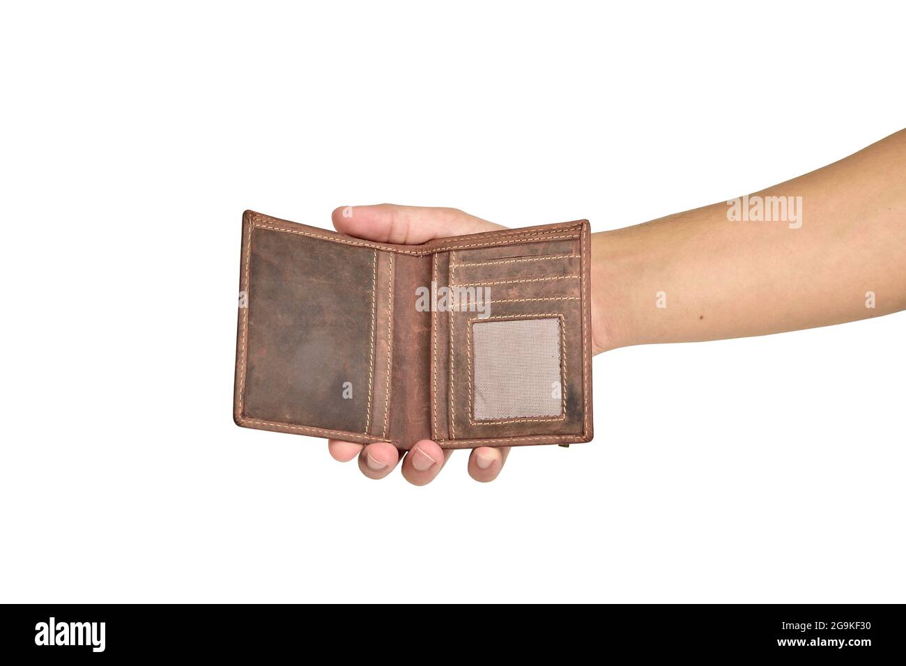 Leere Brieftasche in der Hand isoliert auf weißem Hintergrund mit Beschneidungspfad Stockfoto