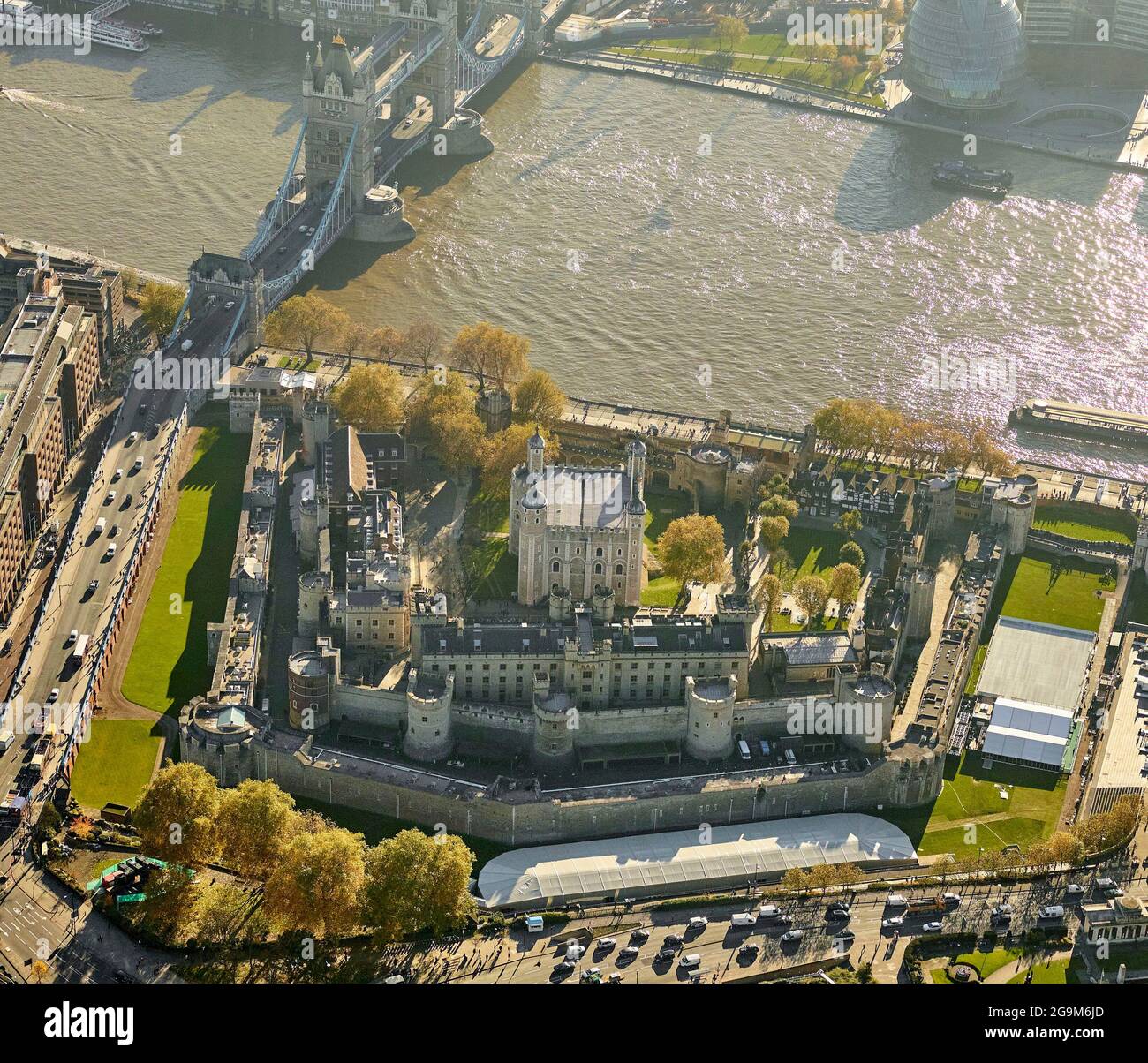 Eine Luftaufnahme des Tower of London, Großbritannien Stockfoto