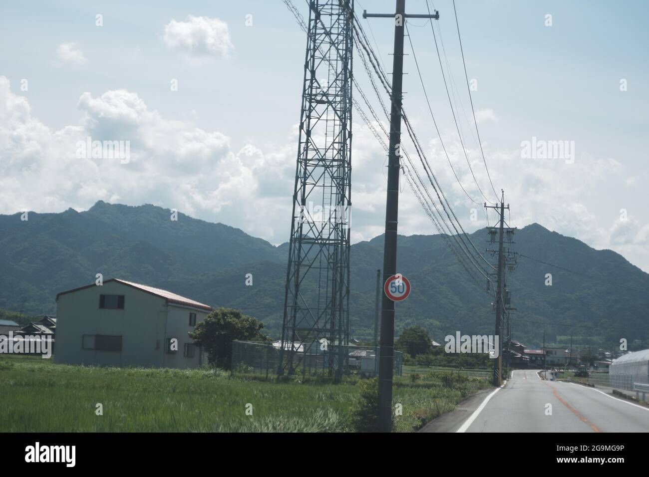 Autofahren in Mie, Japan - Ende Juli, Sommer Stockfoto