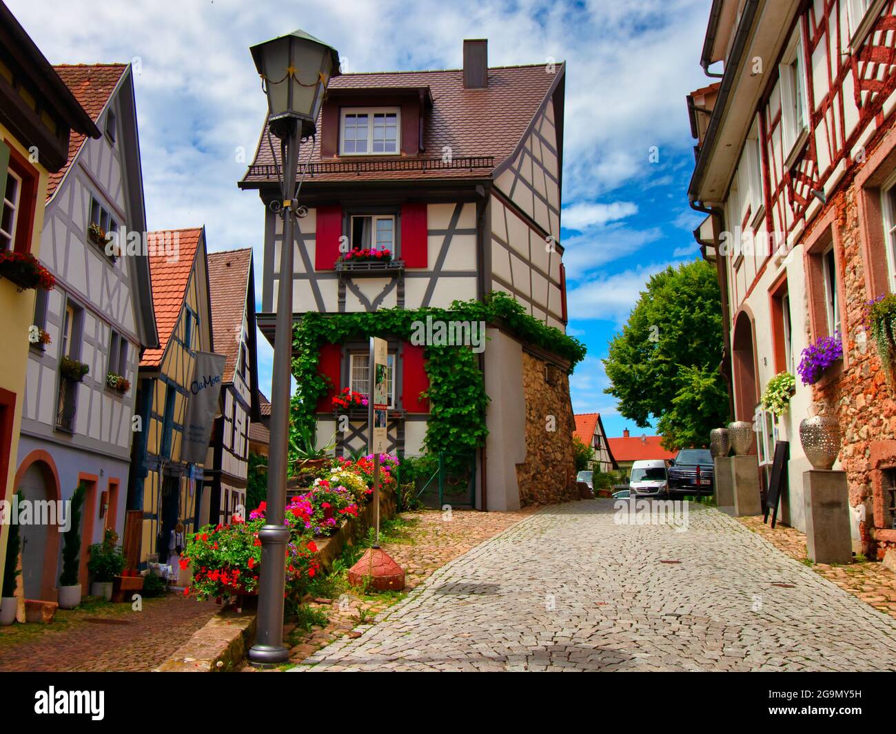 Blick Auf Das Alte Dorf Gengenbach Mit Seinen Alten Häusern Im Schwarzwald In Deutschland Stockfoto