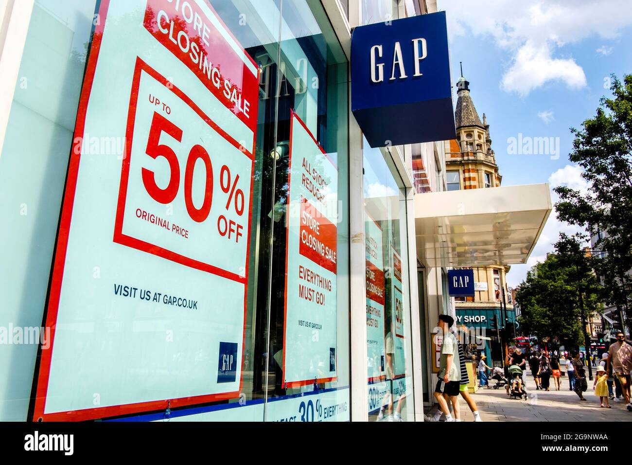 GAP-Flagship-Store in der Oxford Street, London, eines der 81 Geschäfte des Bekleidungshändlers in Großbritannien, die 2021 geschlossen werden sollen. Stockfoto