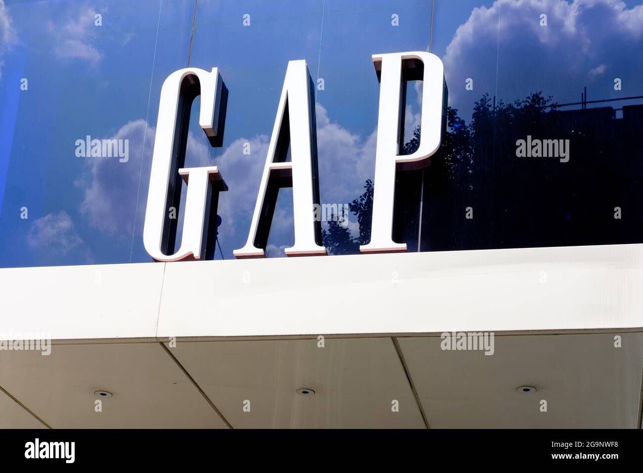 GAP-Flagship-Store in der Oxford Street, London, eines der 81 Geschäfte des Bekleidungshändlers in Großbritannien, die 2021 geschlossen werden sollen. Stockfoto