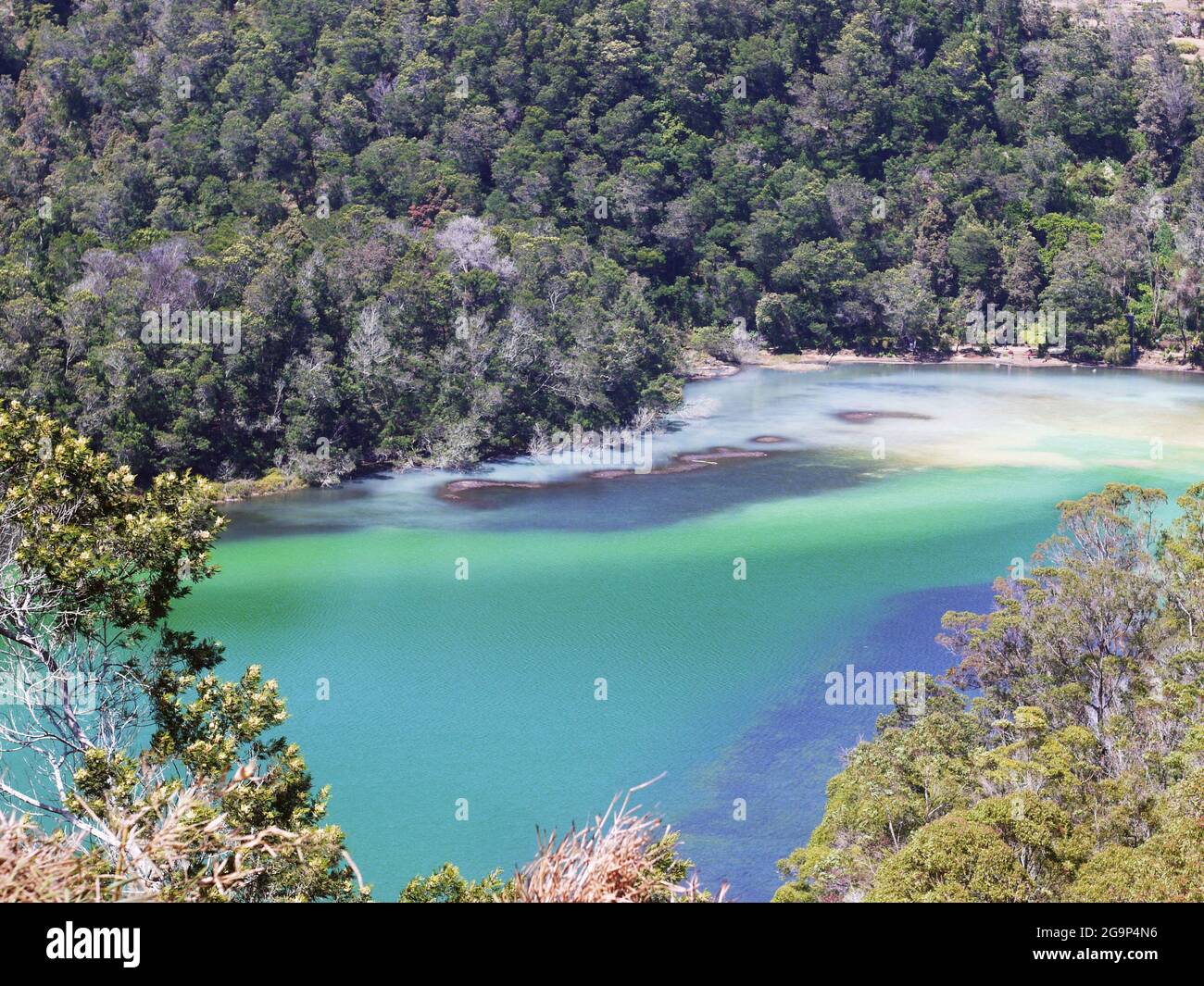 Color Lake in Dieng Stockfoto