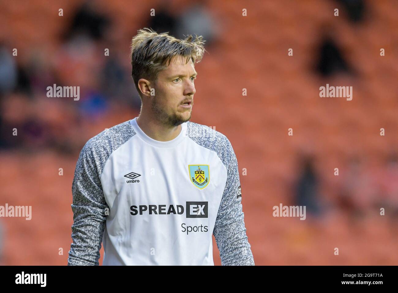 Blackpool, Großbritannien. Juli 2021. Wayne Hennessey (13) von Burnley in Aktion während des Spiels in Blackpool, Großbritannien am 7/27/2021. (Foto von Simon Whitehead/News Images/Sipa USA) Quelle: SIPA USA/Alamy Live News Stockfoto